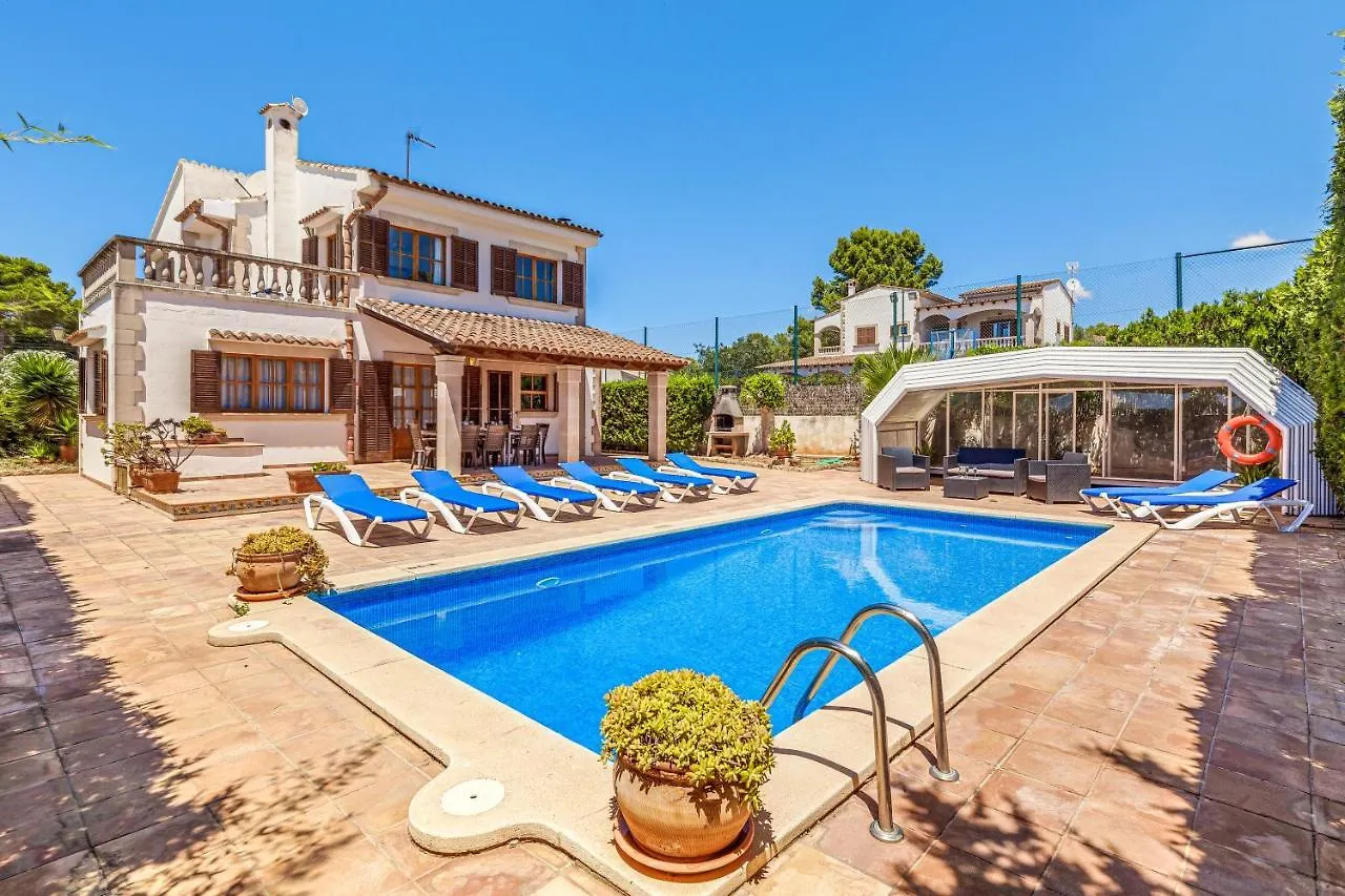 Villa Isabel Campos  Spain